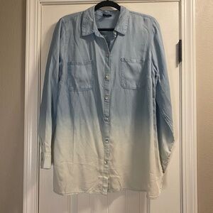 J.Jill Denim Size Medium Ombré Blue Button Up Shirt